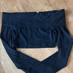 Black Off-Shoulder Long Sleeve Crop Top